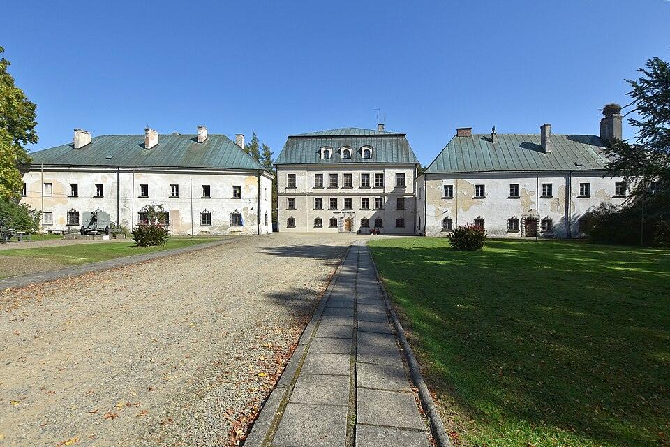 Muzeum Historyczne - Pałac w Dukli