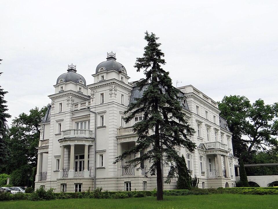 Pałac Druckich-Lubeckich - Ośrodek Szkoleniowo Rehabilitacyjny KRUS