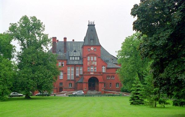 Pałac w Kobylnikach