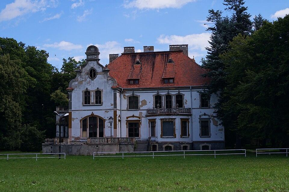 Pałac w Targoszynie