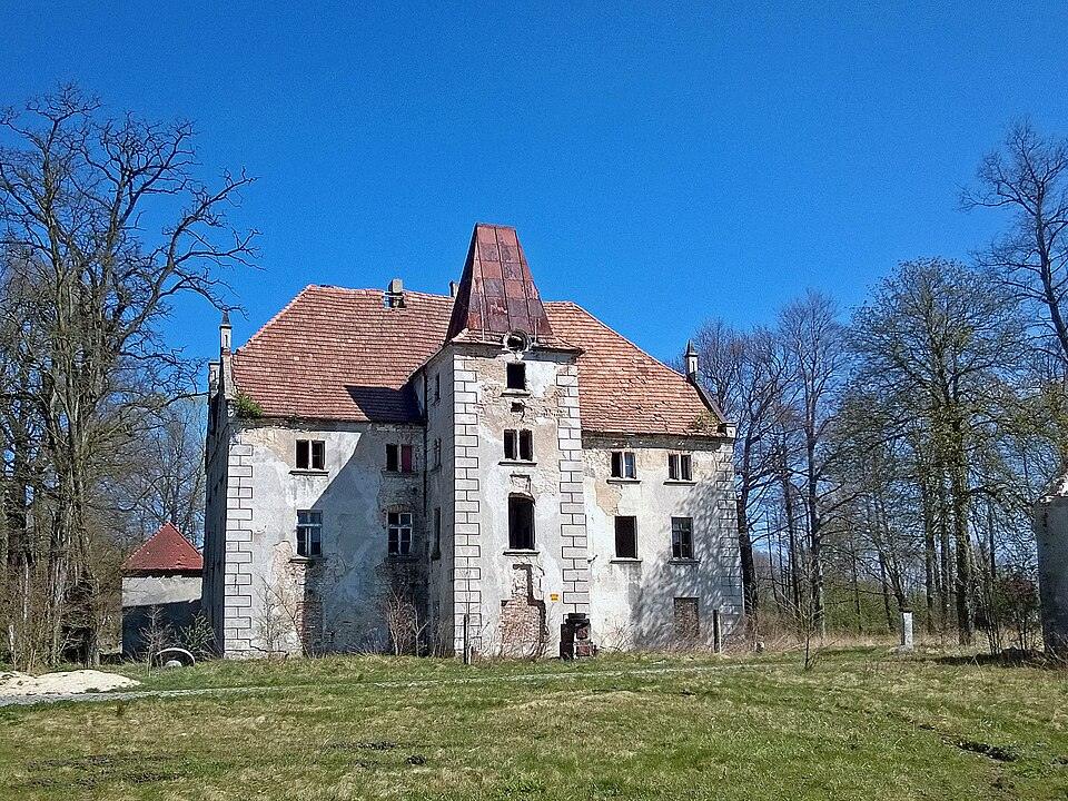 Pałac w Żarkach Średnich