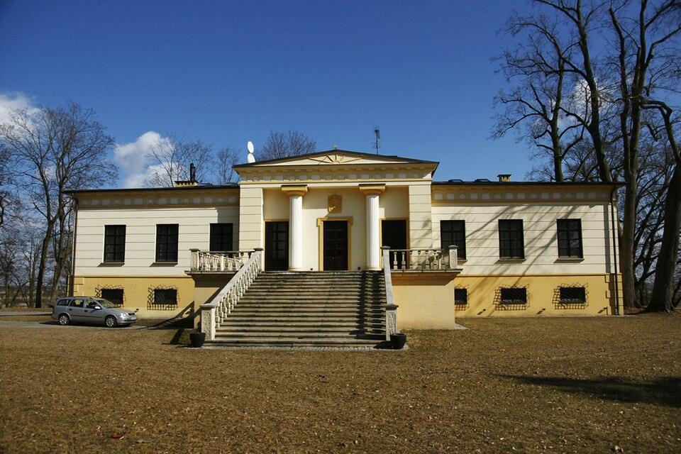 Zespół Pałacowo-Parkowy w Małkowie